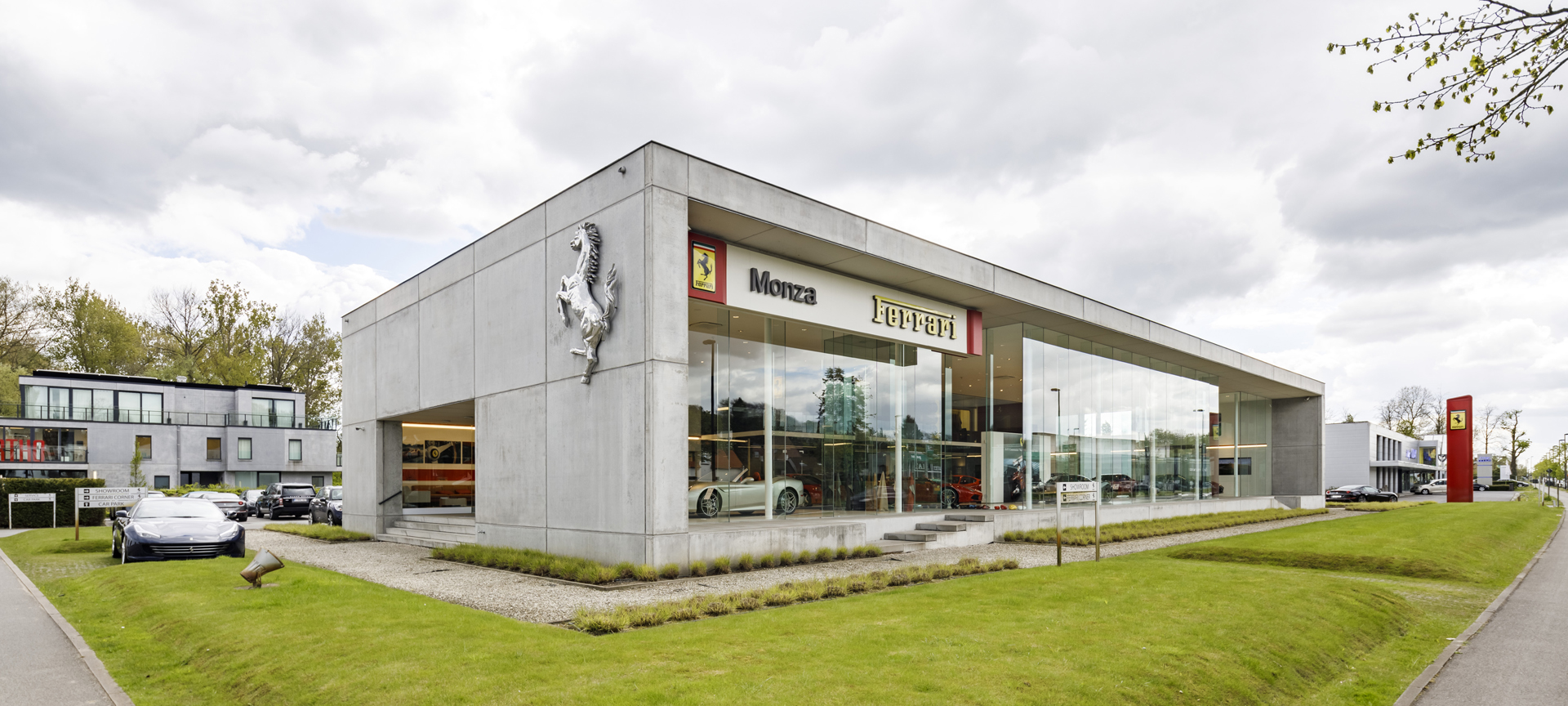 Multiline Garage Ferrari Monza